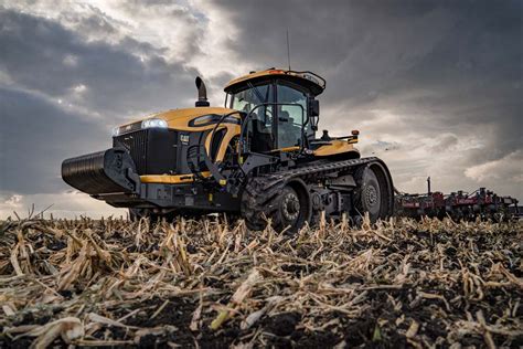 The Top Tracks for Your Challenger MT800 Series Tractor | PTK 