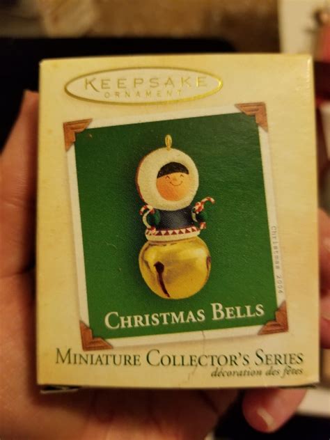 2004 Hallmark Christmas Bells Miniature Frosty Friend Eskimo Bell Nib New In Box Ebay