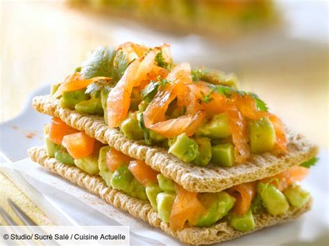 Tartare de saumon fumé et avocat en millefeuille facile et rapide