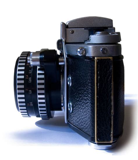Exakta VX500 (left) | Tim Williams | Flickr
