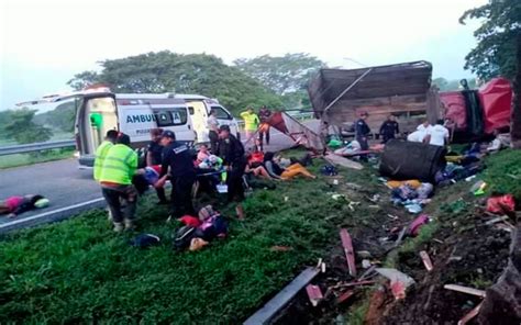 Accidente De Camión Con Migrantes Deja 10 Muertos Y 25 Heridos En