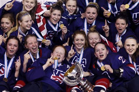 Wisconsin Womens Hockey Eight Future Badgers Set To Play In 2022 Iihf U 18 Womens World