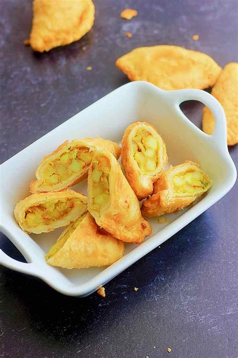 Karipap Curry Puff Traditional Malay Recipe Flavors