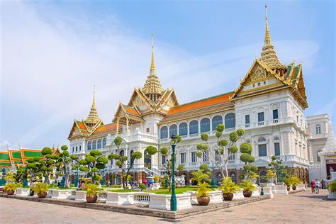 Grand Palace Emerald Buddha Half Day Temple Tour Am Tour East