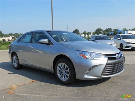 2017 Celestial Silver Metallic Toyota Camry LE #114781648 Photo #3