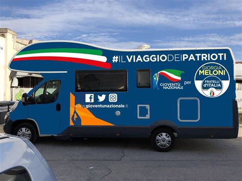 Reggio Calabria in città il camper di Gioventù Nazionale a sostegno di