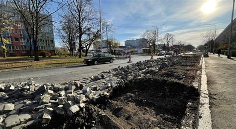 Trwa Remont Ulicy Komandorskiej We Wroc Awiu Zostanie Na Niej Kostka