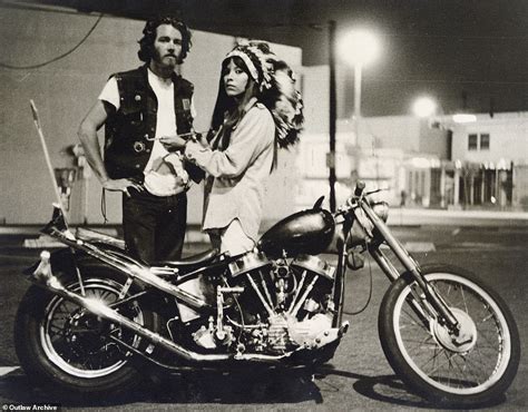 Remarkable Portraits Of The Hells Angels And Straight Satans In The