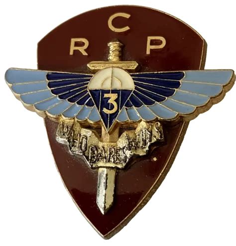 Insigne Militaire Chasseurs Parachutiste R C P Delsart G