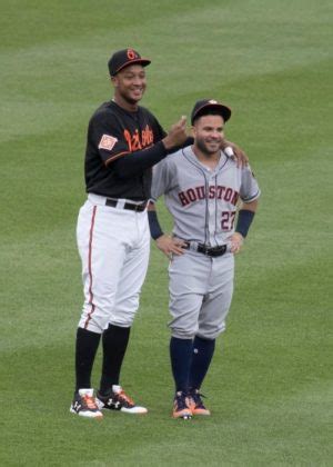 José Altuve Height, Weight, Age, Spouse, Family, Facts, Biography