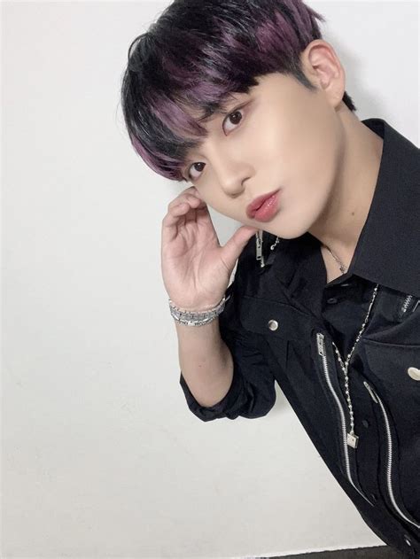Japan Fanclub Blog Ateez Bouncy K Hot Chilli Peppers Selca Kpop Bouncy Choi Jong Ho