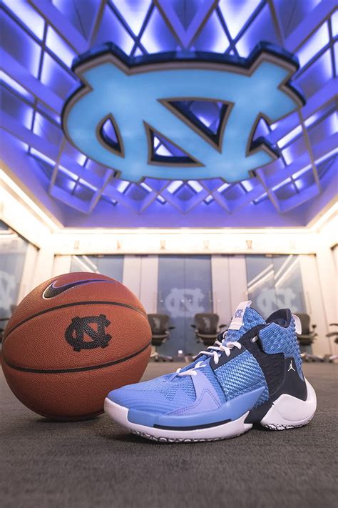 North Carolina Basketball Sneakers Atelier Yuwaciaojp