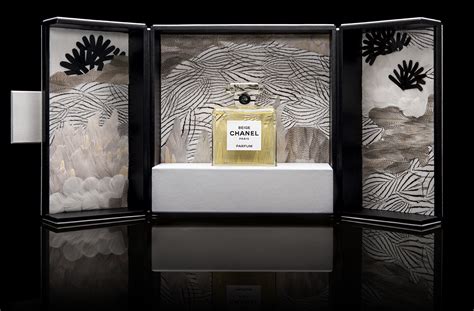 Beige And Maisons D Art Fragrance Coffret Chanel