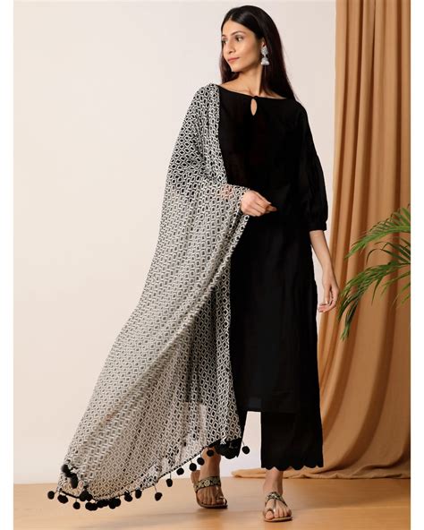 Black Puffed Sleeve Kurta And Pants With Printed Dupatta Set Of Three