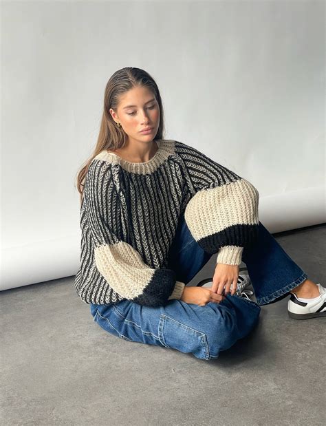 Noella Liana Knit Sweater Cream black Multi mönstrad 749 kr Boozt