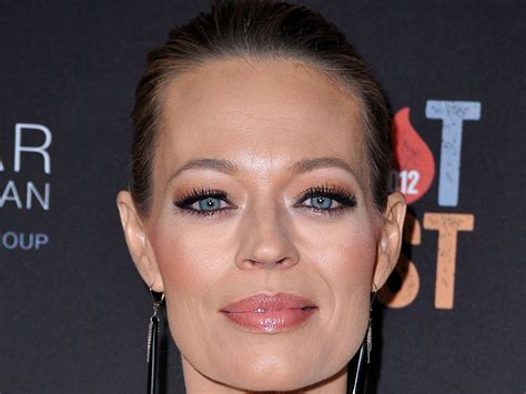Pictures of Jeri Ryan