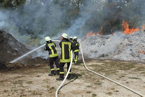 Grünschnitt Brennt In Groß Plasten Müritzportal