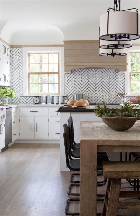 The Range Hood Guidebecki Owens Appliance Hoods Modern Farmhouse