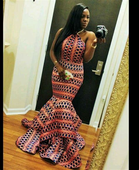 Une vraie sirène Robe africaine Modele tenue africaine Mode