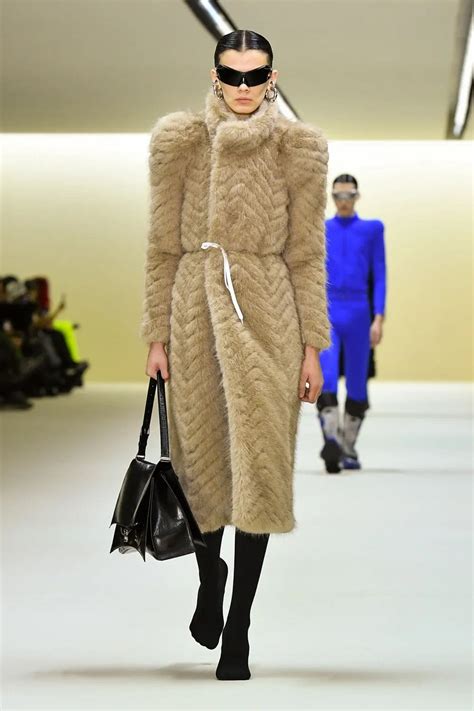 Balenciaga Autunno Inverno Runway Magazine Ufficiale