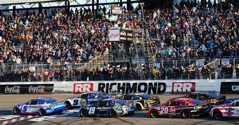 NASCAR Cook Out 400 Odds Favorites At Richmond Raceway