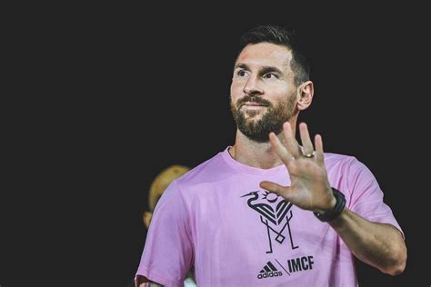 As Es El Imponente Crucero Que Lleva El Rostro De Leo Messi