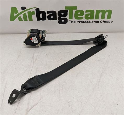 Skoda Fabia 2018 2021 NSF Nearside Passenger Front Seatbelt Airbag Team