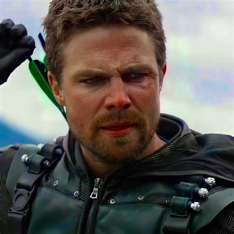 Icon 𝐎𝐥𝐢𝐯𝐞𝐫 𝐐𝐮𝐞𝐞𝐧 💚 Oliver Queen Arrow Oliver Queen Green Arrow