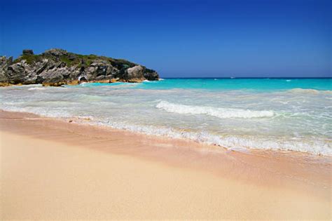 220+ Pink Beaches Bermuda Stock Photos, Pictures & Royalty-Free Images ...