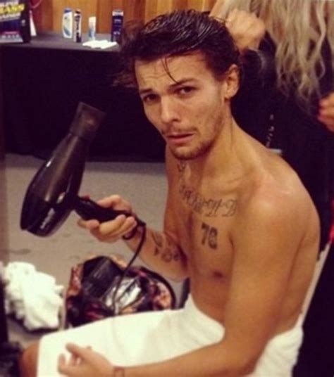 For My Cake Day Enjoy This Sexy Picture Of Louis Tomlinson Onedirection