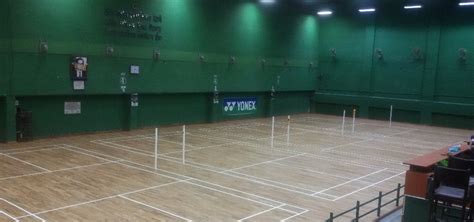 Brown Teak Wood Badminton Court Wooden Flooring For Indoor Surface