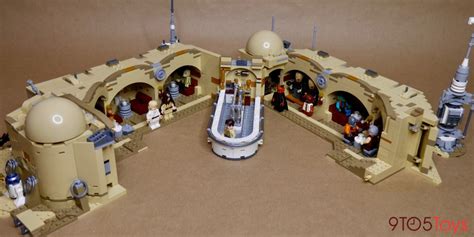 LEGO Mos Eisley Cantina: Hands-on with 2020's largest set - 9to5Toys