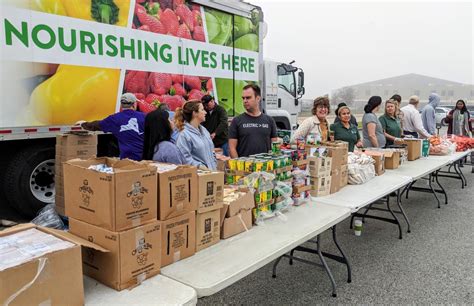 Office of Sustainability Volunteers at Mobile Food Pantry | AustinTexas.gov