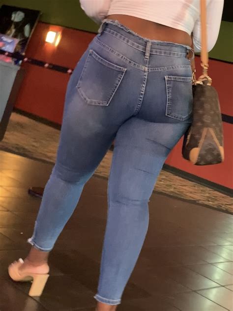 Perfect Thick Ass In Movie Line Tight Jeans Forum