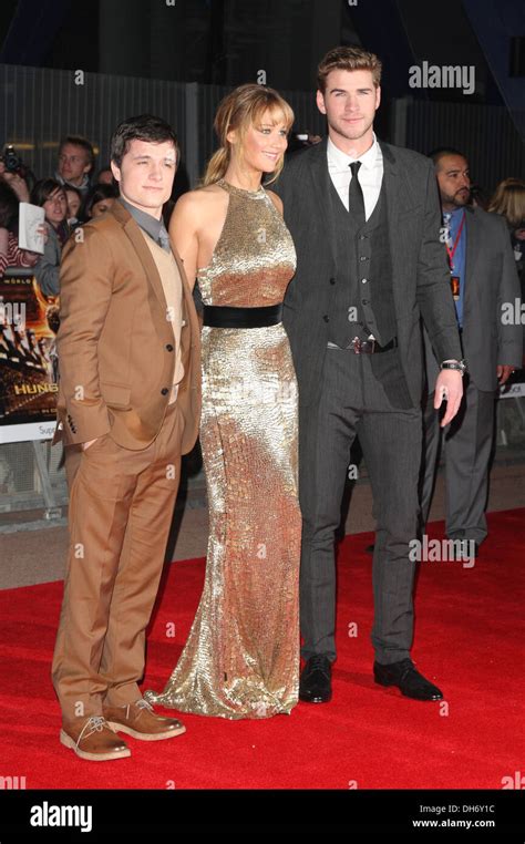 Josh Hutcherson Jennifer Lawrence And M Hemsworth The Hunger Games