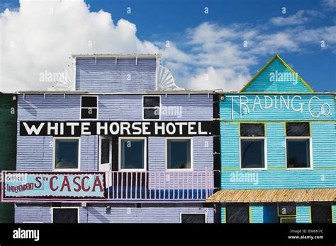 White Horse Hotel High Resolution Stock Photography and Images - Alamy