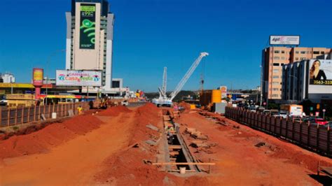 Obras do Túnel de Taguatinga recebem vistoria do governo federal