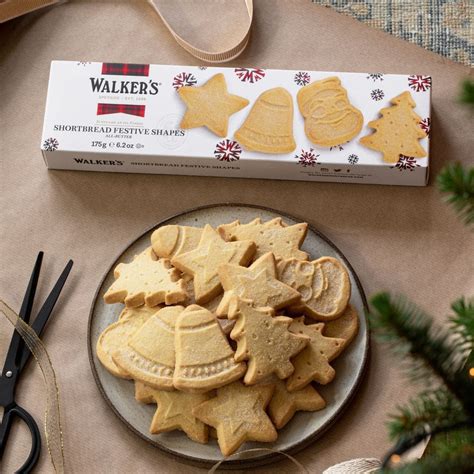 Walkers Shortbread Festive Shapes Shortbread Holiday Box 6 2 Oz Reading China And Glass