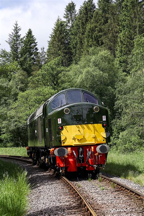 English Electric Class 40 Diesel Locomotive Class 40 Diese Flickr