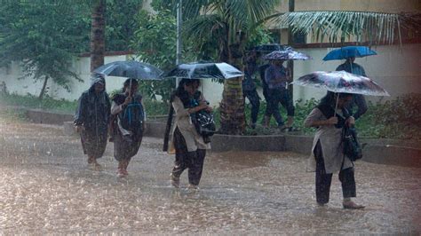 Rain In West Bengal শ্রাবণের ধারা কি নামবে মাসের শুরু থেকেই আবহাওয়া