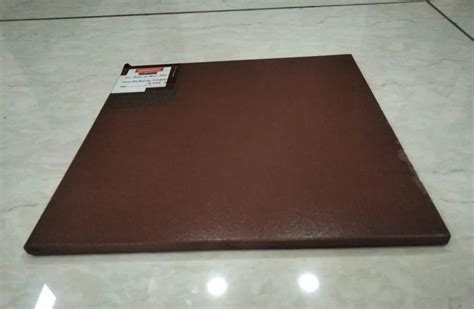 Matte Somany Plain Terracotta Wall Tiles Size X Feet X Mm At