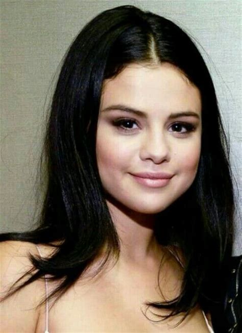 Pin De Lari Lari En Selena Gomez Look De Selena Gomez Imagenes De