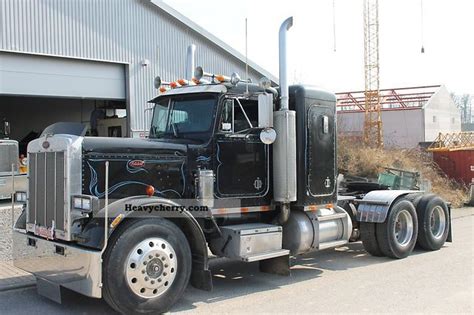 Peterbilt 359 1982 Standard Tractortrailer Unit Photo And Specs