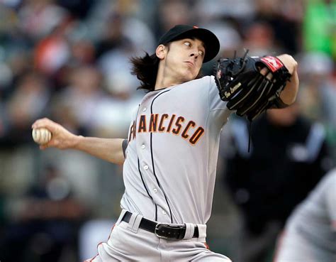 Ex Giants Pitcher Tim Lincecum Agrees To Sign With Rangers