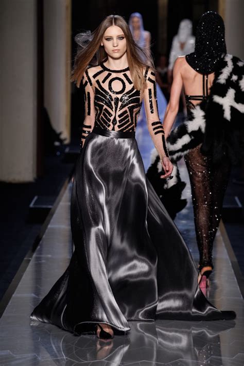 La Semana De La Alta Costura Arranca Con El Desfile De Versace