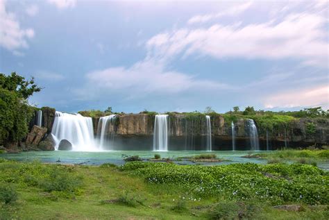 Dray Nur Waterfall Photograph by Nguyen Truc - Pixels