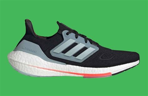 Adidas Ultra Boost 22 Review (2022): Should You Get this Sturdy Trainer?