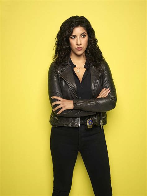 Brooklyn Nine Nine Photo Stephanie Beatriz 357 Sur 689 Allociné