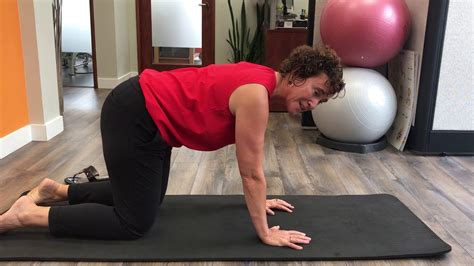 Four Exercises To Strengthen Hips And Tone Your Core Chatelaine