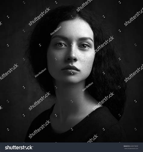 20977 Sad Woman Face Dark Background Images Stock Photos And Vectors